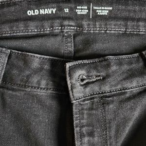 Women's Old Navy Mid-rise POP Icon distressed Skinny jeans